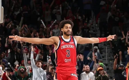 Jordan Poole Attempts Hilarious Game-Tying Shot in NBA History