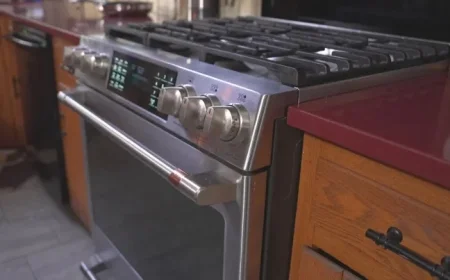GE Refuses to Replace Defective Oven, Misplaced Emails Reveal