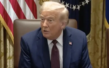 President Trump Issues Warning to All 32 NFL Teams