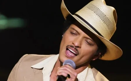 Bruno Mars Reveals 2026 Stadium Tour with Anderson .Paak, Victoria Monet, More