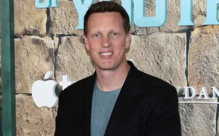 Paramount Skydance Asserts Warner Bros. Discovery Offer Tops Netflix Deal