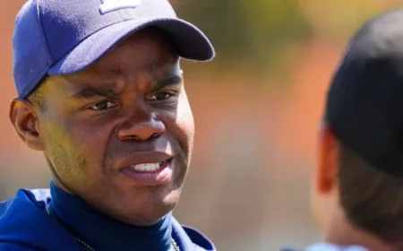 Commanders Eye Cowboys Assistant for Offensive Coordinator Role Vacancy