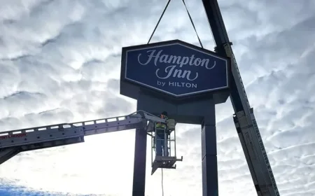 Crane Removes Hotel Sign After Alleged Service Denial to DHS, ICE Agents