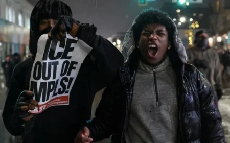 Top 5 Things You Need to Know: Immigration, Iran, White House, and More