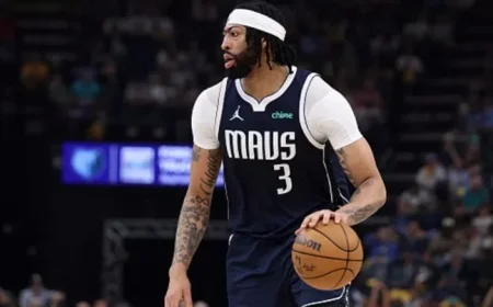 Mavs’ Davis Likely Facing Hand Surgery, Sources Report
