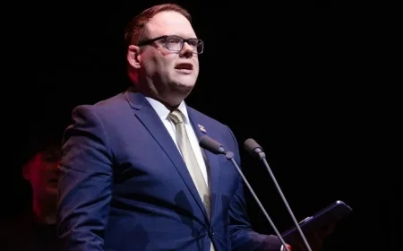 SAG-AFTRA Negotiator Advocates Costly AI Strategy