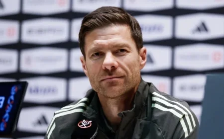 “Emotional and Football Elements Highlight This Special Match”