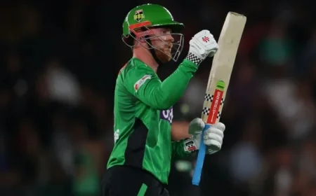 Rogers and Harper Propel Stars with Dominant Win Over Renegades