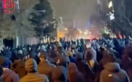 Iran Vows to Target US Troops, Israel if America Responds to Protests