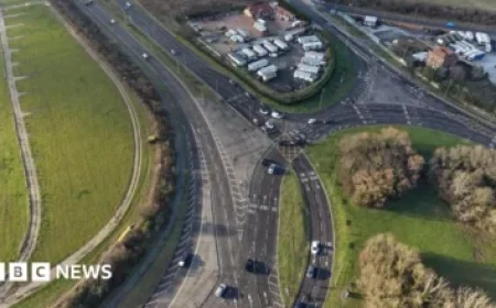 Kuldeep Yadav’s Drop Sparks Netizen Frenzy in IND vs NZ Match