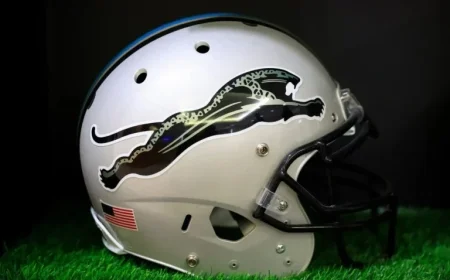 Jacksonville Jaguars 2026 Free Agents: Etienne, Lloyd, Newsome, More