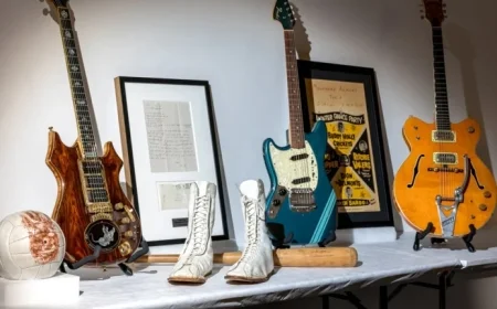 Kurt Cobain, Ringo Starr, David Gilmour Instruments Up for Auction