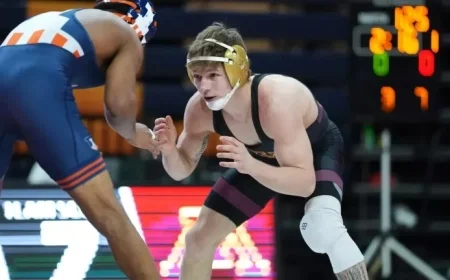 Minnesota Dominates Illinois in Champaign, Winning 27-9