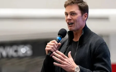 Tom Brady Masterfully Demonstrates Throwing Footballs in Windy Conditions