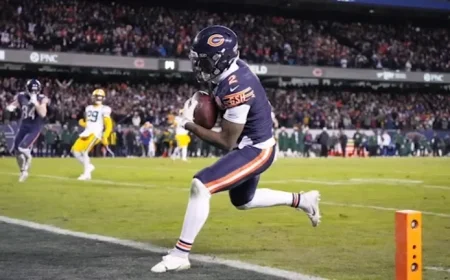 Chicago’s Ben Johnson Leads Bears to Playoff Victory Against Green Bay Packers