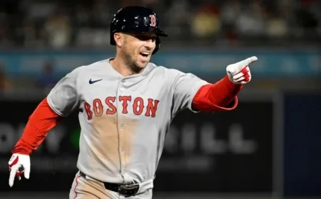 Red Sox Extend $165 Million Offer to Bregman