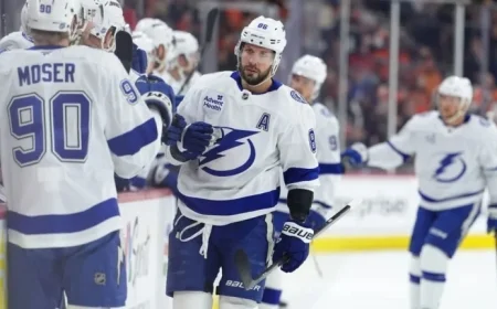 Kucherov’s 4 Points Propel Lightning to Ninth Consecutive Win Over Flyers
