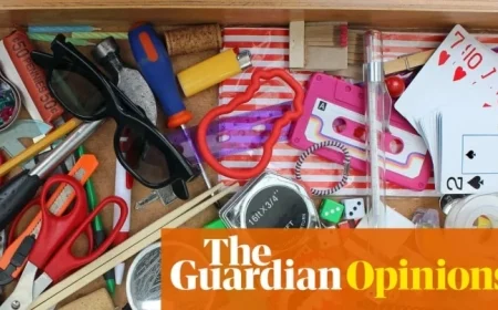 Zoe Williams Confronts Lifelong Hoarding During House Move