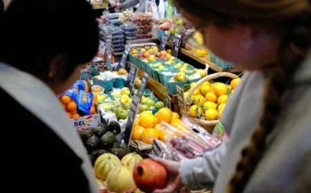 December Inflation Holds at 2.7%, High Prices Challenge Americans