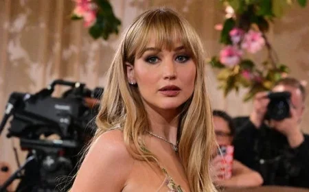 Jennifer Lawrence Stuns in Sheer Floral Givenchy at 2026 Golden Globes