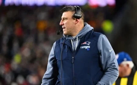 Patriots’ Mike Vrabel Reacts to Dominant Playoff Victory