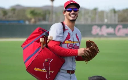 D-backs, Cardinals Negotiate Nolan Arenado Trade