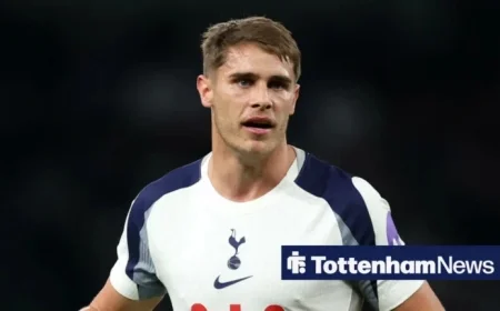 Micky van de Ven Celebrates New Contract Extension Agreement