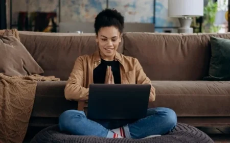 Indian Students Bypass Degrees for Early Career Earnings