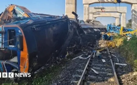 Crane Collapse on Train in Thailand Kills At Least 22