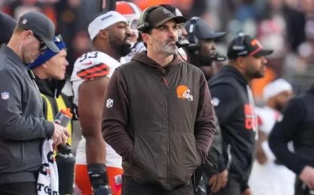 Steelers Eye Young Coaches, Former Rivals to Succeed Mike Tomlin