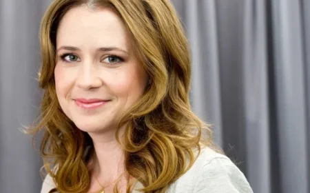 Jenna Fischer Celebrates Hair Growth Milestone Post-Cancer Treatment