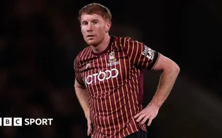 Dundee Acquires Defender Brad Halliday from Bradford City
