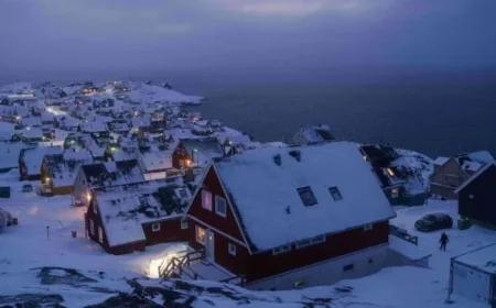 Trump Insists on U.S. Control Over Greenland as Non-Negotiable