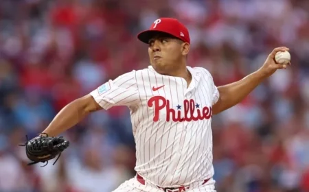 Red Sox to Sign Pitcher Ranger Suárez