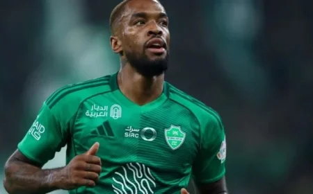 Toney Clinches Al-Ahli Victory Over Al-Taawoun with Last-Minute Penalty