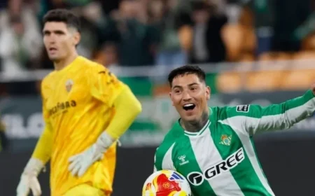 Chimy Emerges as Unexpected Hero: Betis Defeats Elche 2-1