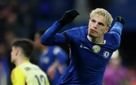 Arsenal Triumphs 3-2 Over Chelsea in Thrilling League Cup Match