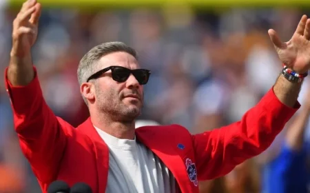 Patriots Legend Joins ‘The Great American Baking Show’ for Super Bowl Episode