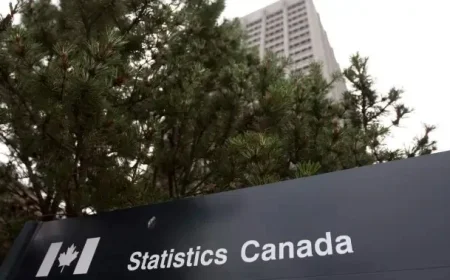 Statistics Canada Cuts Hundreds of Jobs, Including Executives