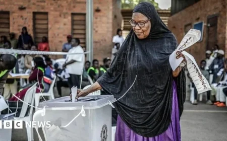 Yoweri Museveni to Challenge Bobi Wine in Uganda’s 2026 Presidential Election