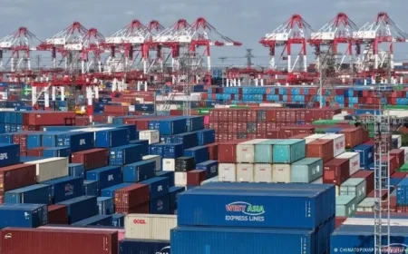 China Achieves Record Trade Surplus in 2025 Despite Trump Tariffs