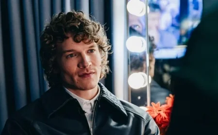 Connor Storrie Discusses Meeting Rachel Reid’s ‘Perfect’ Ilya Standard: EXCLUSIVE