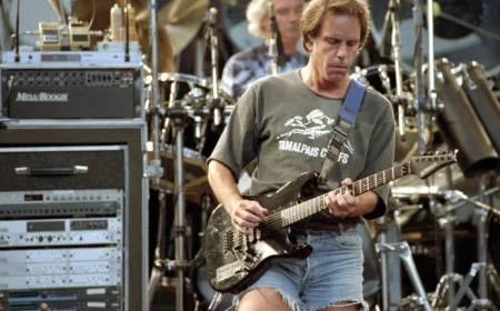 Exploring Bob Weir’s Timeless Laid-Back Fashion Style