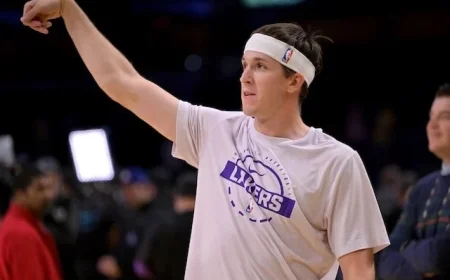 JJ Redick Praises Austin Reaves for Staying Focused During Recovery