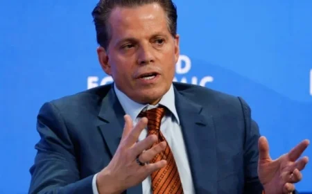 Scaramucci Discusses Trump’s Credit-Card Fee Cap Negotiations with Mayor Mamdani