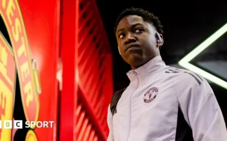 Premier League LIVE: Man United vs Man City; Chelsea, Tottenham Matches Featured