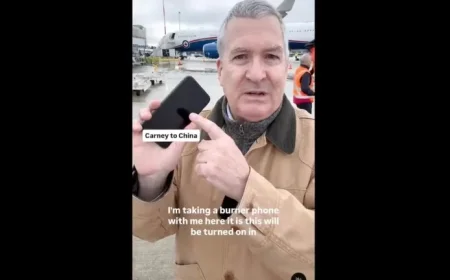 Canadian Journalists in China Use Disposable Devices to Prevent Espionage