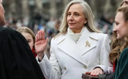 Abigail Spanberger Becomes Virginia’s First Female Governor in Historic Ceremony