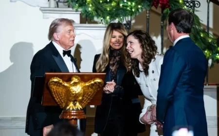 Trump Urges Lawmaker to Oppose GOP Senator Who Voted Against Him