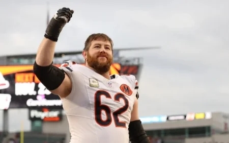Joe Thuney Shifts to Left Tackle for Bears vs. Rams Clash